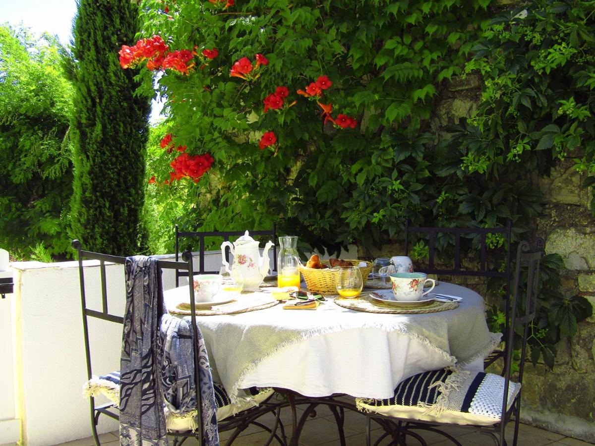 La Bastide De Canaules Bed & Breakfast Exterior photo