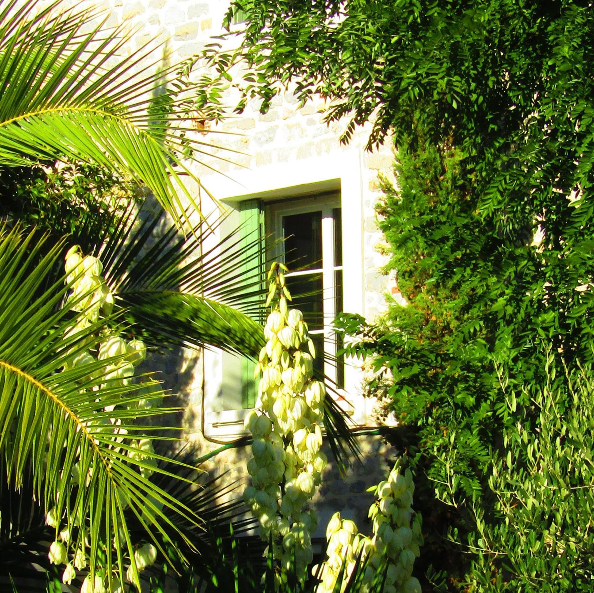 La Bastide De Canaules Bed & Breakfast Exterior photo